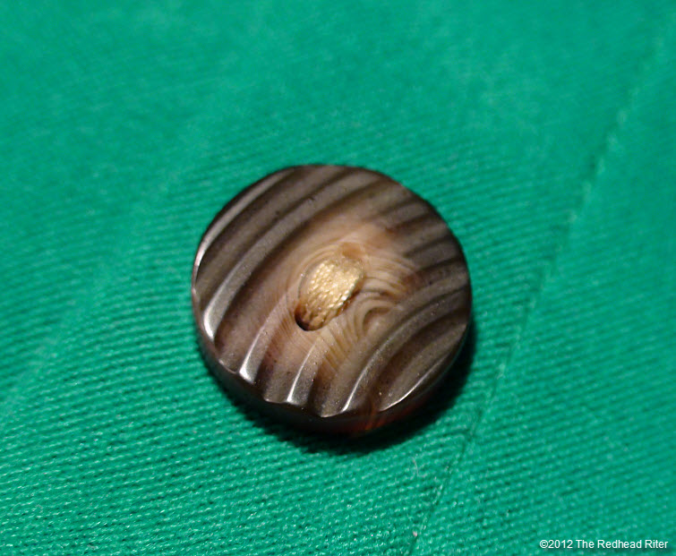 button wood brown two hole
