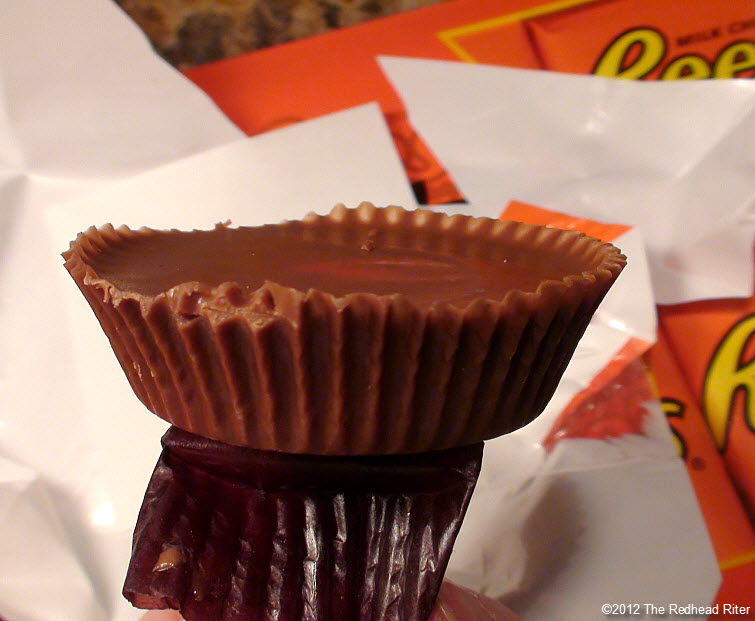 reeses peanutbutter cup paper folded 5