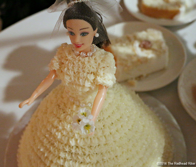 22 bride cake Outer Banks Beach Wedding reception 1