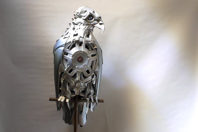 eagle Car Part Art - Old Recycled Hubcaps Into Awesome Sculptures